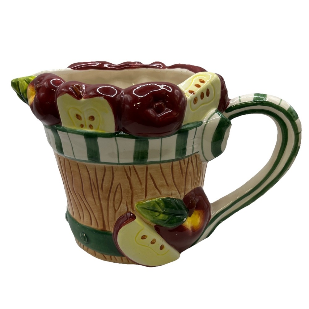 YOUNG'S EXCLUSIVE 1999 PITCHER 6"‎ WITH HANDLE APPLE DESIGN PRE-OWNED